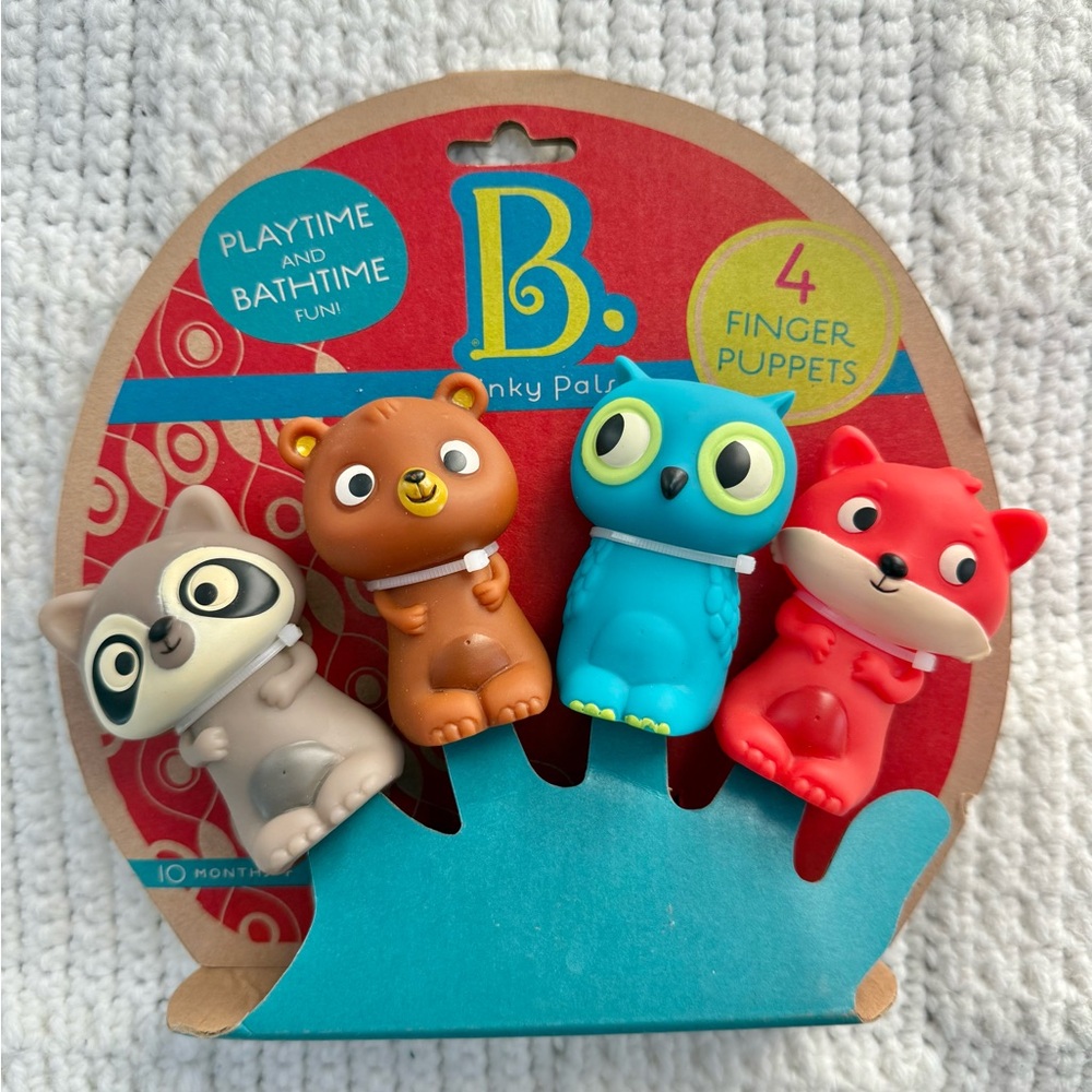 B. Toys woodland crew finger puppets